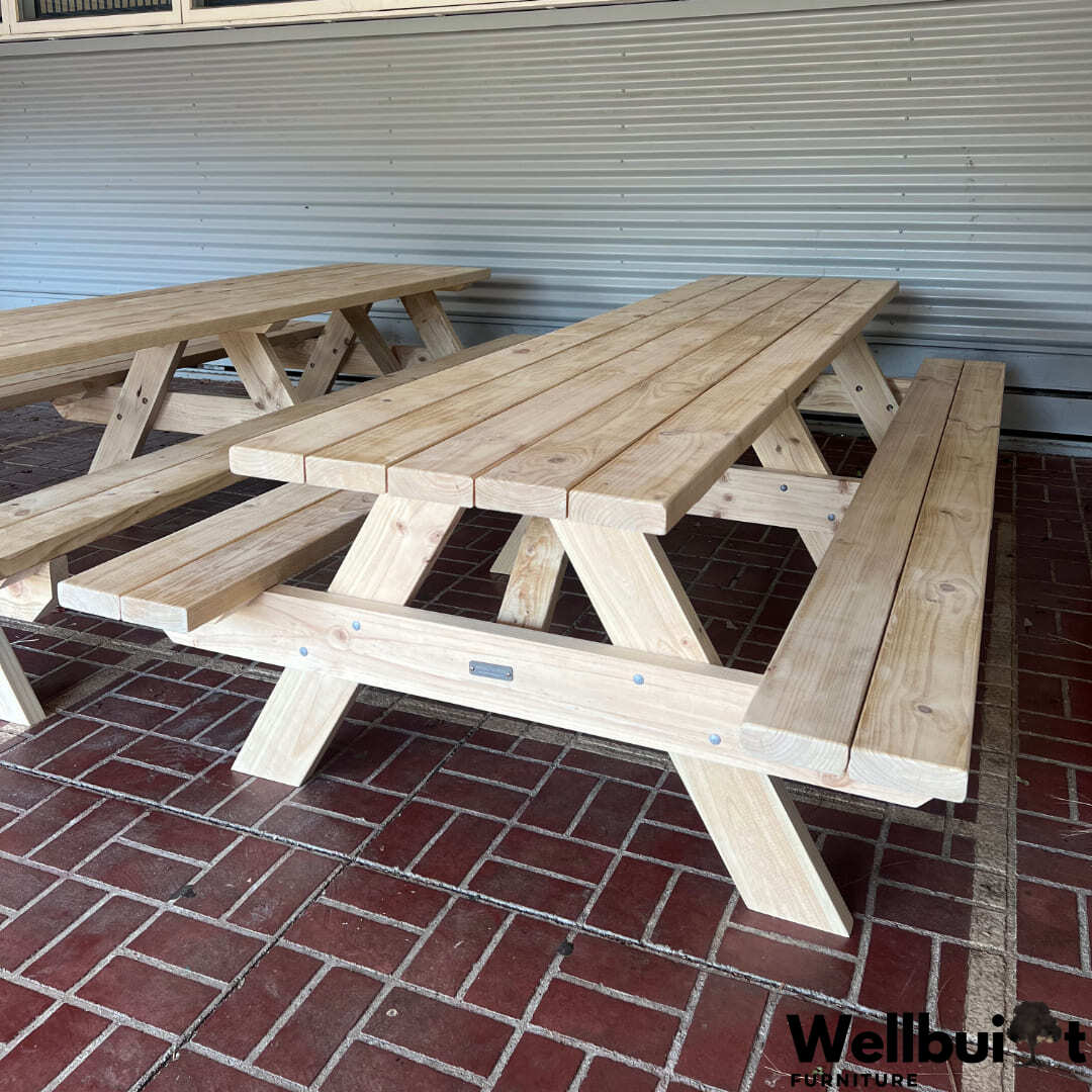 14Seater Outdoor-Picnic Table
