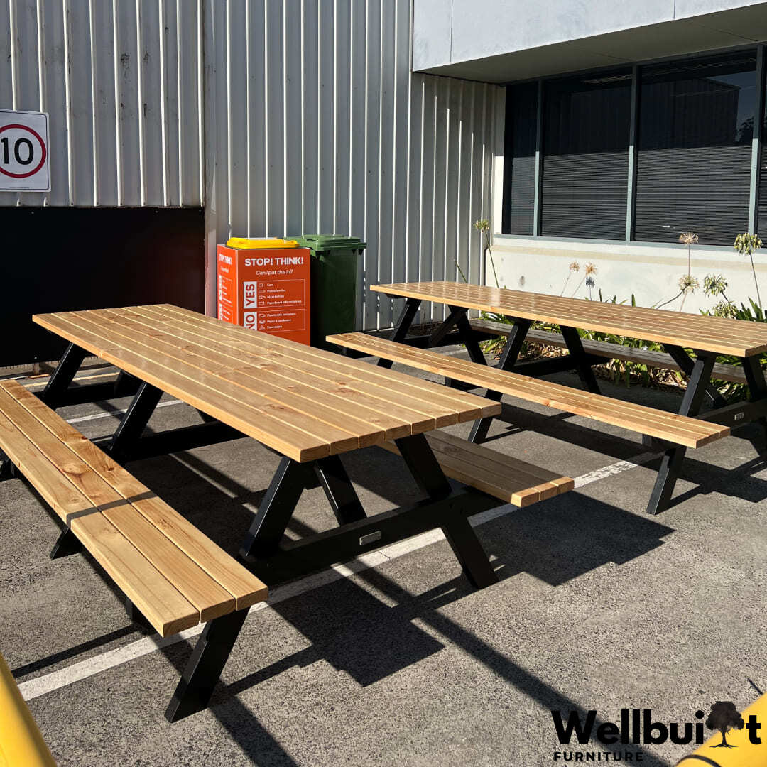 2.7m Outdoor Picnic Table