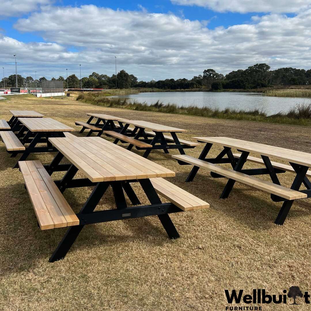 2.7m Outdoor Picnic Table