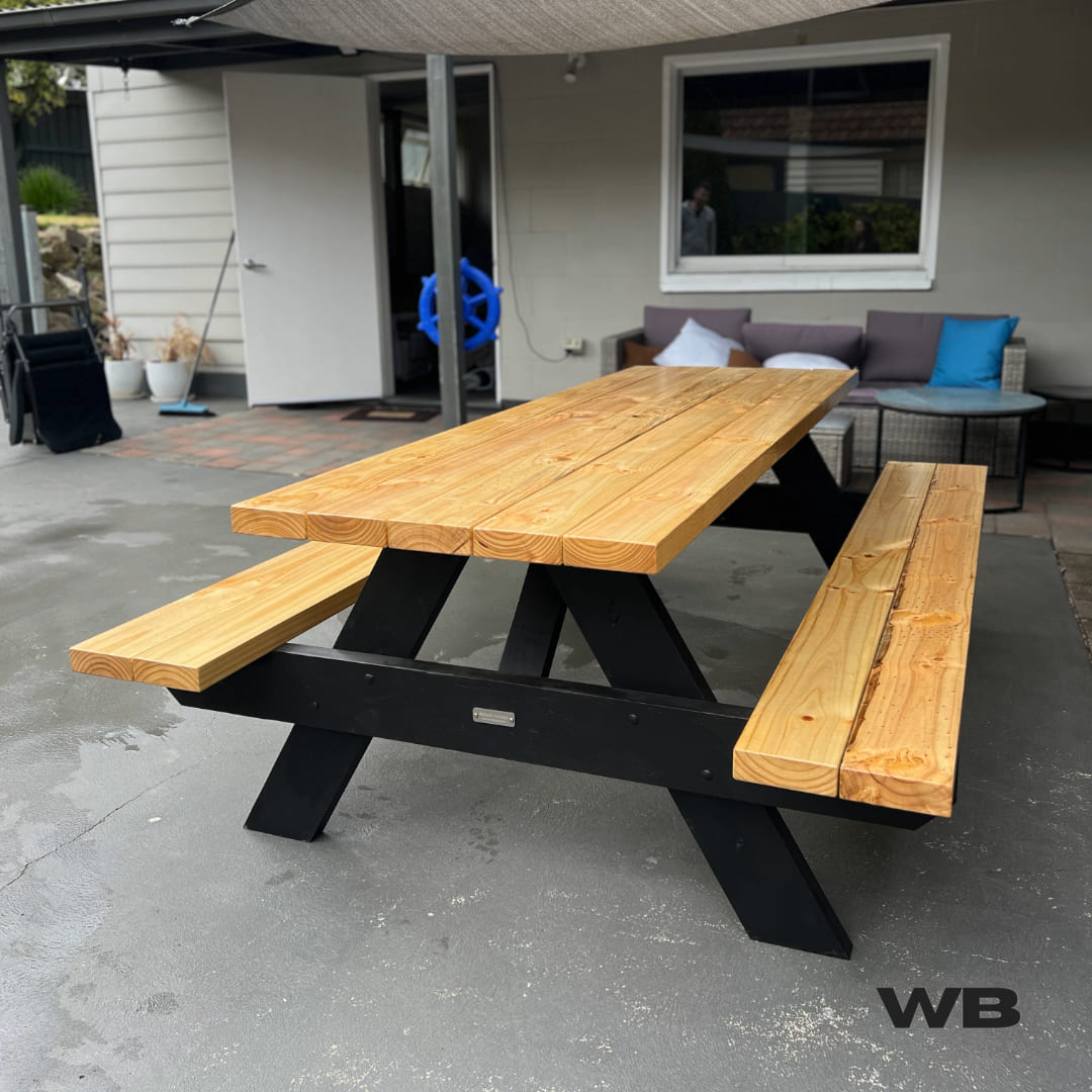 2.7m picnic bench table