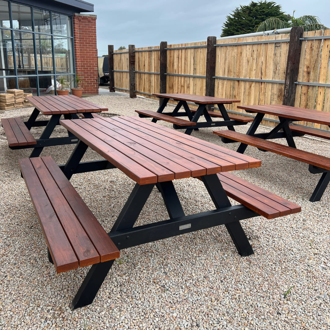 picnic table melbourne event hire