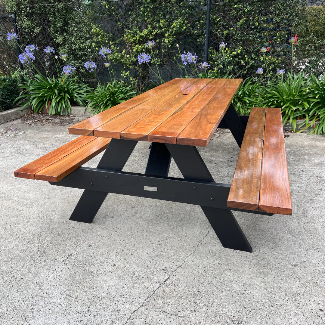 spotted gum picnic tables melbourne
